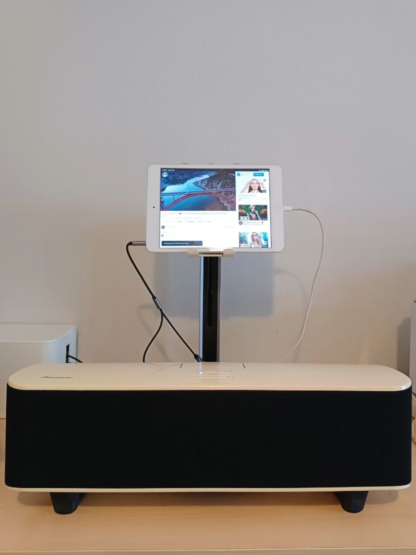 Clear stock, price fixedPioneer XWNAS3 2.1 music system for sale