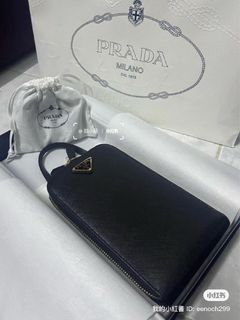 🚨SALE !!Prada Insp Vintage type dal 1913 , Luxury, Bags & Wallets on  Carousell