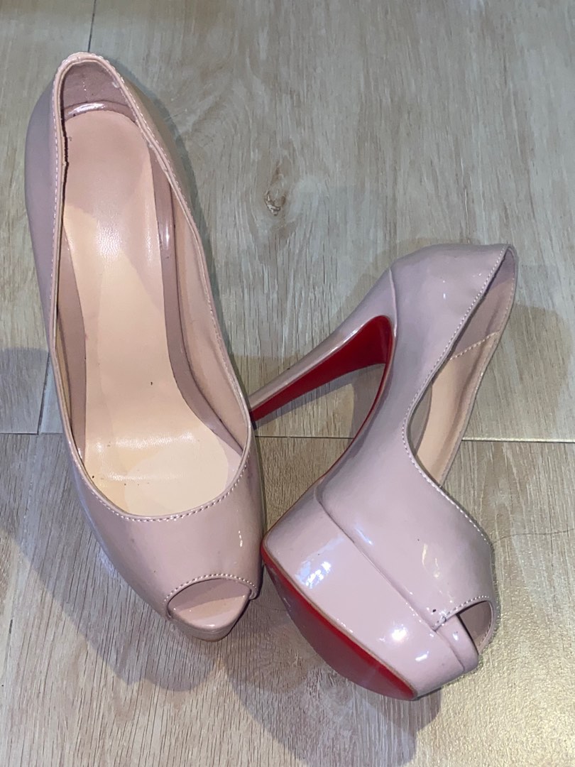 Pinkish sales nude heels