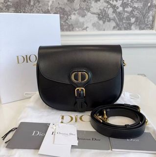 P2591 Dior Bobby Tan In Brown Cross Body Bag (22cm), Luxury, Bags & Wallets  on Carousell