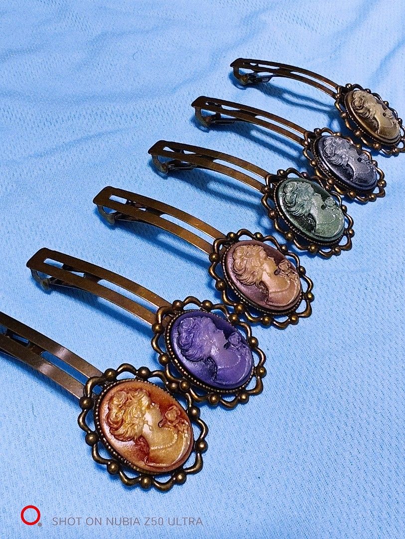 Vintage style sales hair accessories