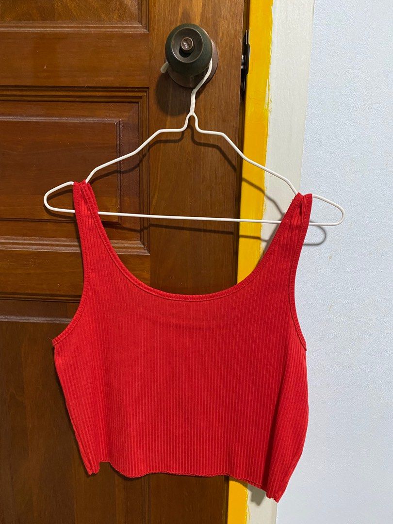 Red crop top spaghetti sale strap