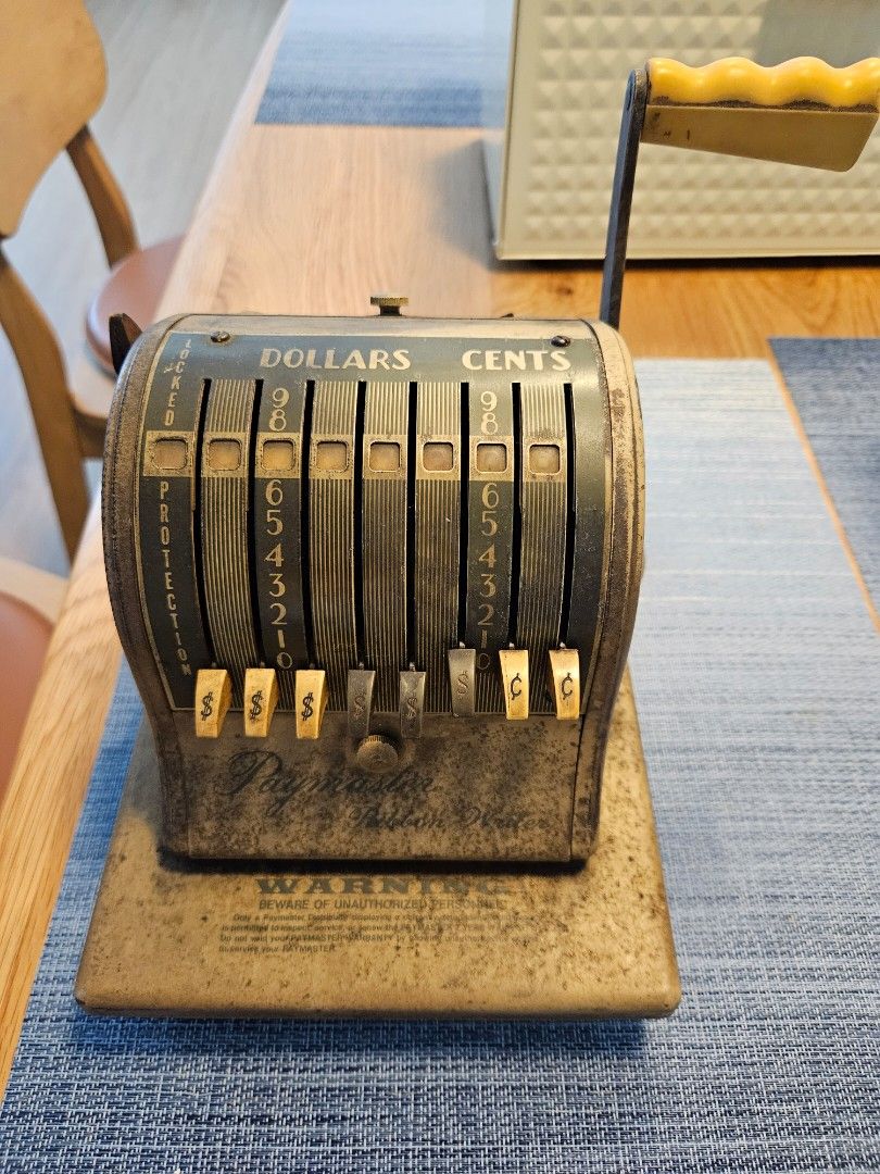 Retro Cheque Machine, Everything Else on Carousell