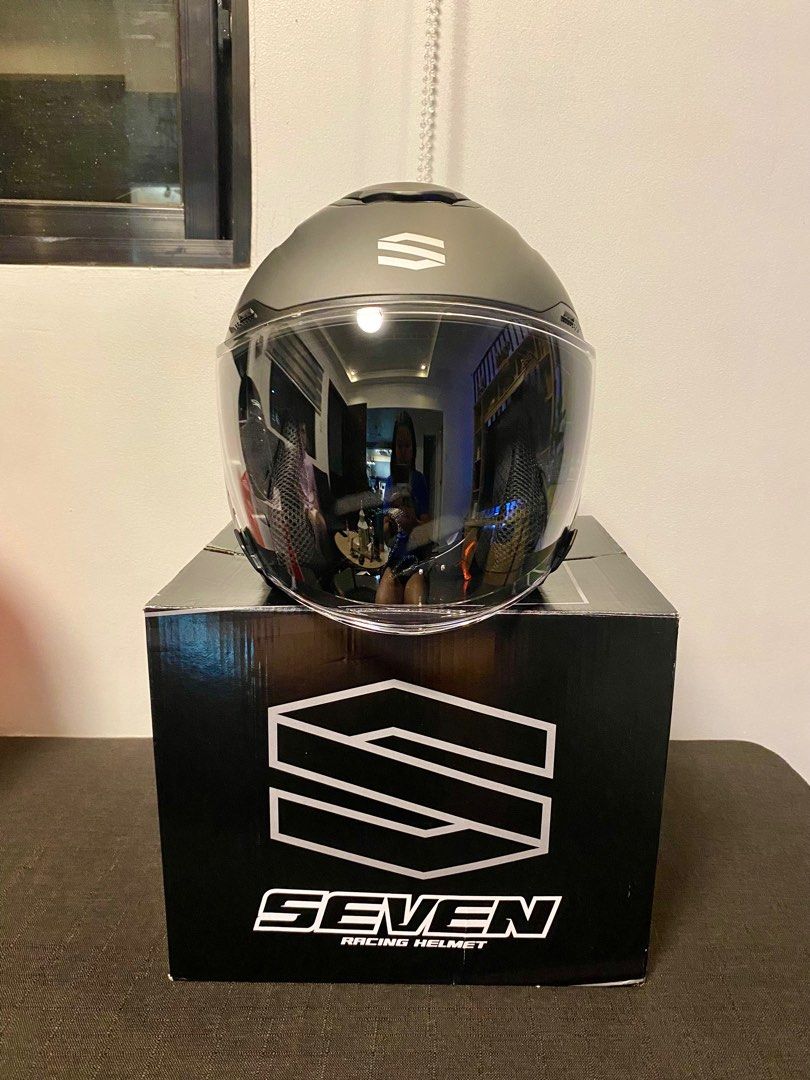 Seven Half face Helmet, Motorbikes, Motorbike Parts & Accessories