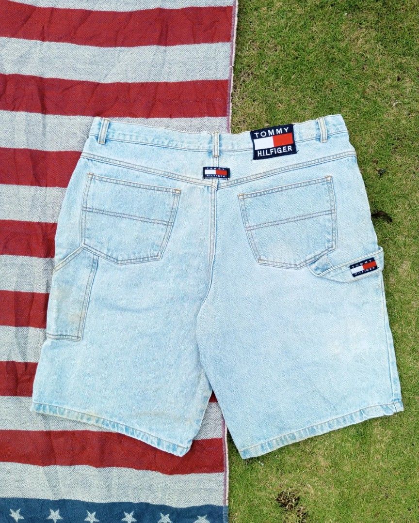 Short pants Tommy Hilfiger carpenter, Fesyen Wanita, Pakaian