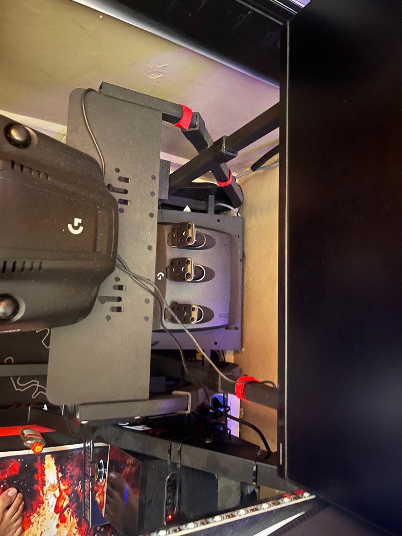 Simulator rig with Logitech g923, Video Gaming, Gaming Accessories, In ...