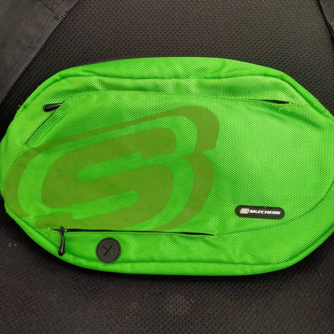 Skechers pouch 2025 bag