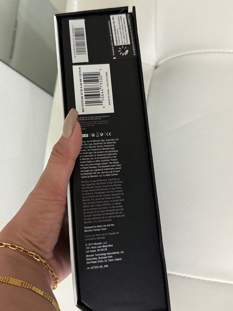 SUPERSTAR BACKFLOAT (Category: Portable Audio Accessories) located in Subang Jaya. Submitted by leyzezi (Listing ID 1260447991, Image 1). Description: Floating Speaker Waterproof SUPER LOUD .
