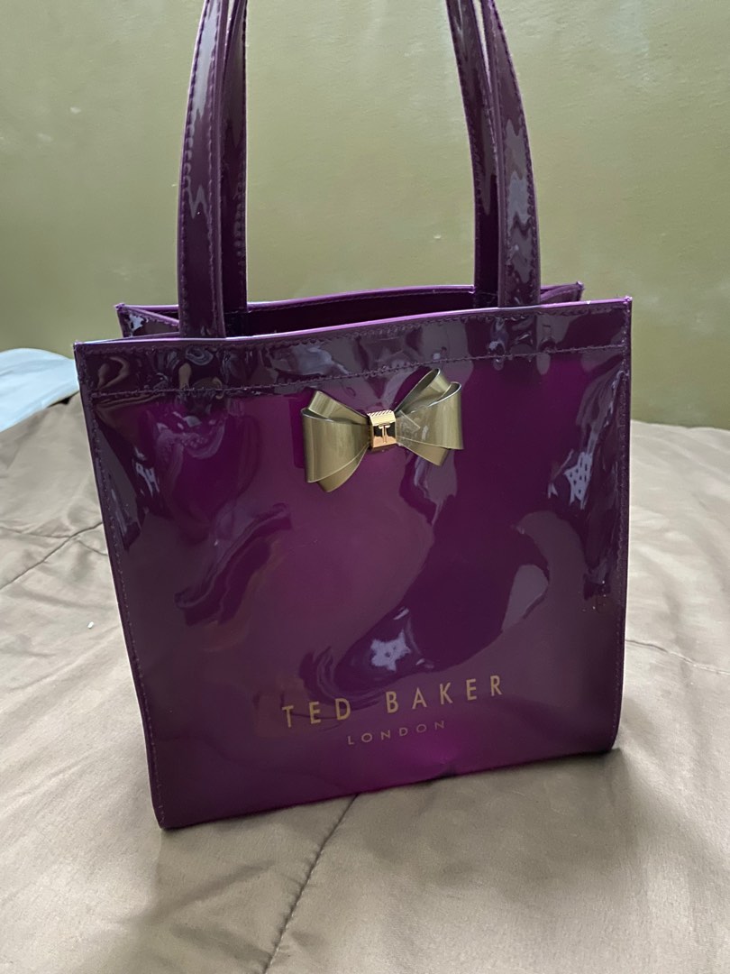 Ted Baker Tote Bag, Women's Fashion, Bags & Wallets, Tote Bags on Carousell