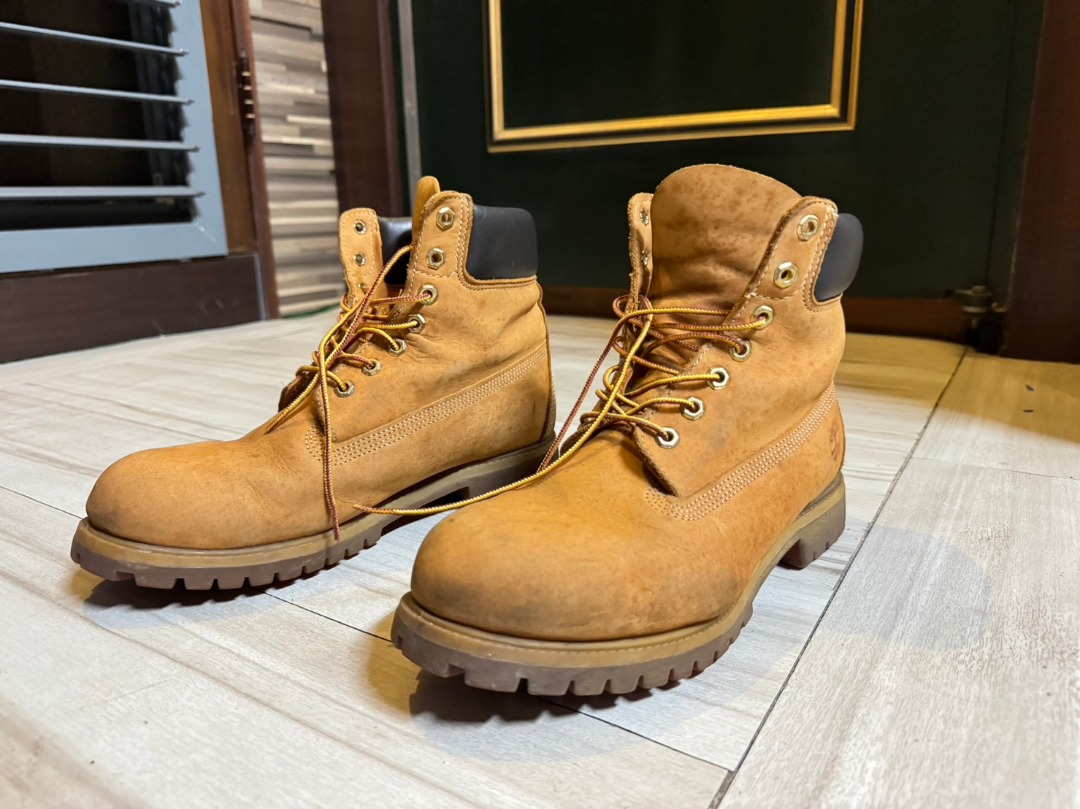 正版二手】Timberland 經典黃靴10061, 他的時尚, 鞋, 靴在旋轉拍賣