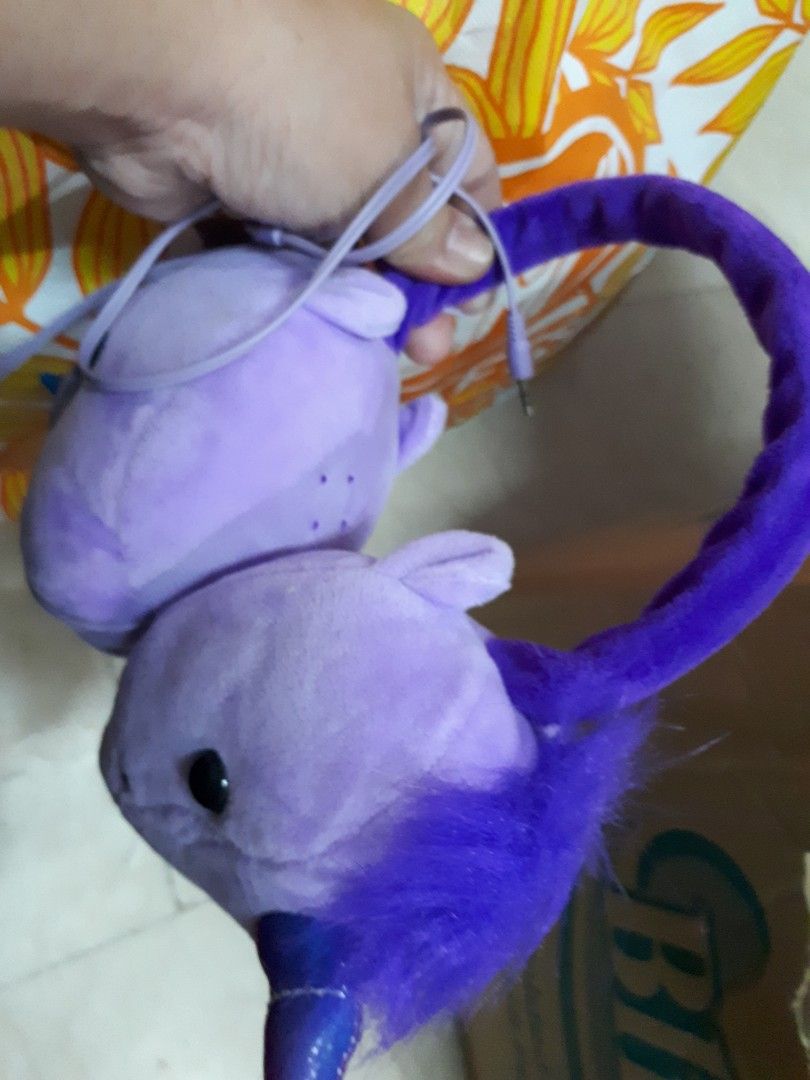 Unicorn headset (Category: Headphones & Headsets) located in Quezon City. Submitted by secretluxuryshop (Listing ID 1260319203, Image 3). Description: .