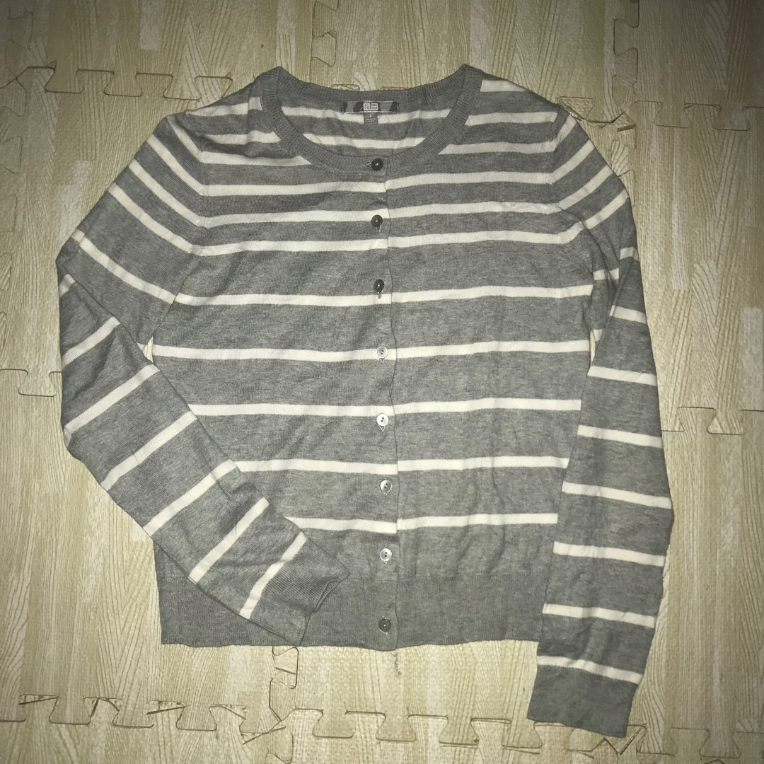 Uniqlo Grey Stripe Cardigan Cardigan Uniqlo GarisGaris Warna Abu