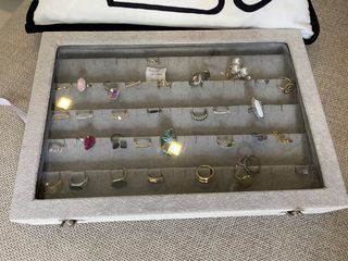 whole sets or Rings comes together with the ring organiser box too