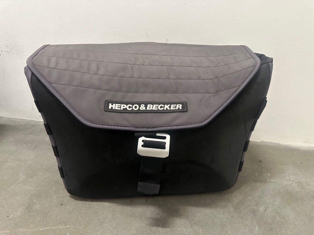 Yamaha XSR700 Side Rack With Waterproof Pannier Bags, Motorcycles ...