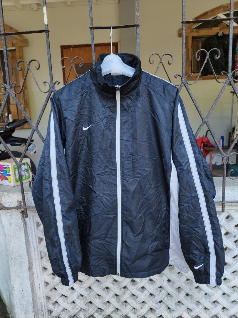 00's Nike Piping Windbreaker Jacket, Men's Fashion, Coats, Jackets