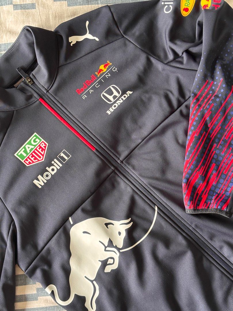Puma red discount bull jacket