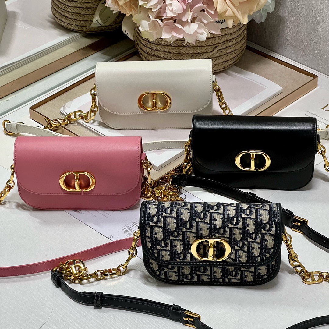 Dior 30 Montaigne small in black, Luxury, Bags & Wallets on Carousell