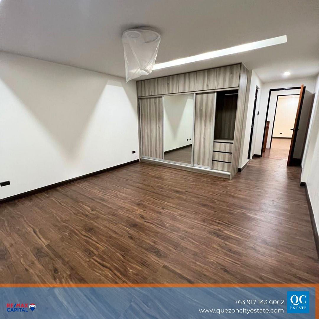 3 STOREY TOWN HOUSE Near TOMAS MORATO, Property, For Sale, Townhouse on