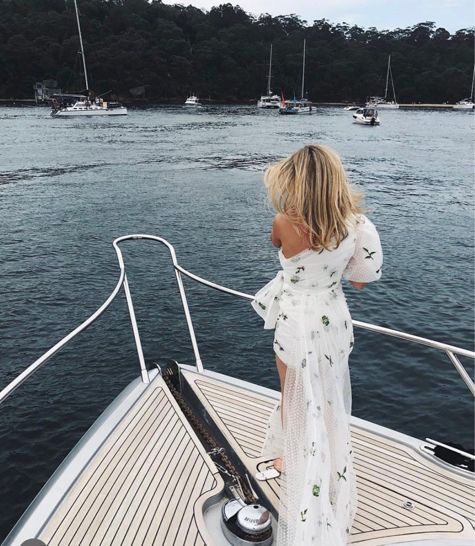 SOLD OUT 600 Asilio Enchanted Garden Dress with Train Bridal Wedding Gown Australia Aussie Label Women s Fashion Dresses Sets Dresses on Carousell