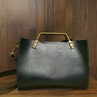 （分類：）位於 。 由 nicolekm 提交（商品編號 1260606026，圖片 1）。簡介： 。