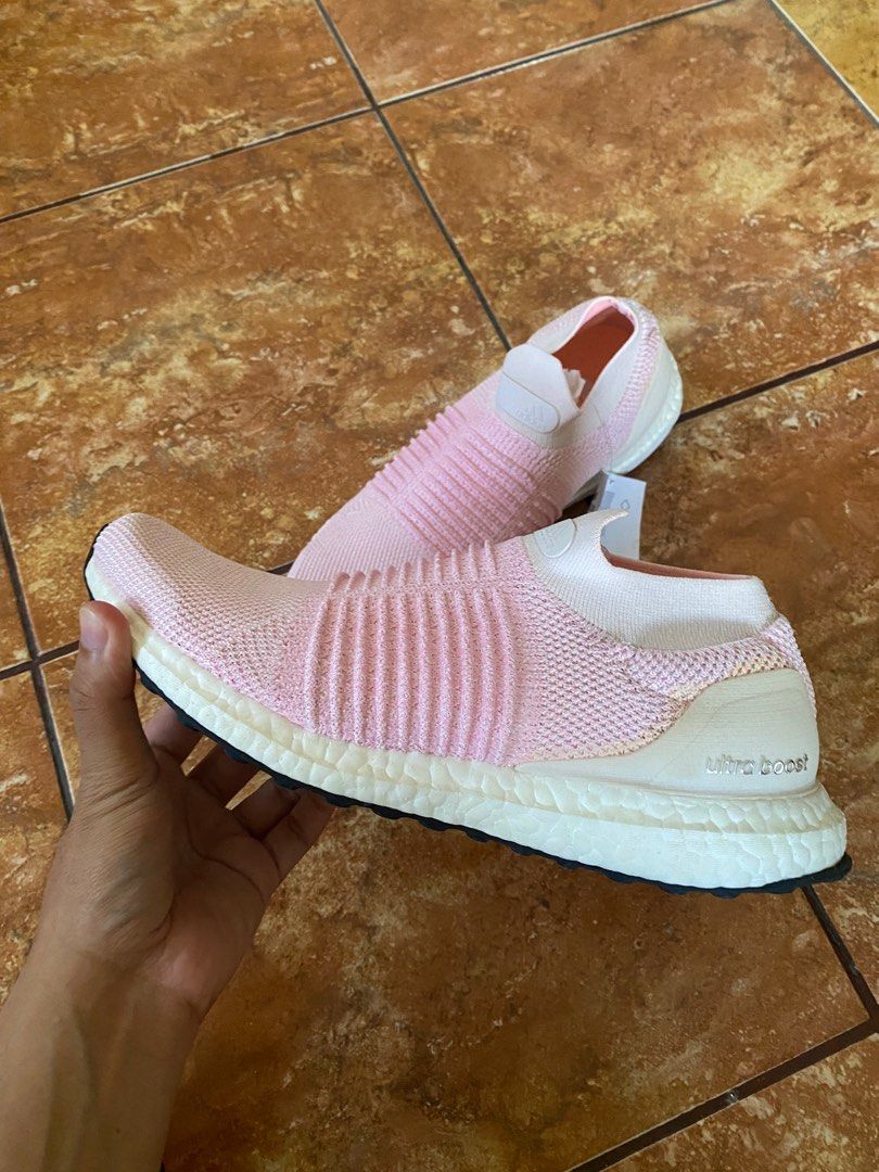 Ultraboost laceless top pink