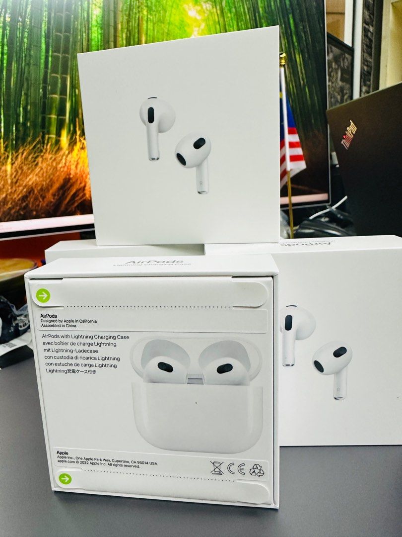 AirPods (3rd generation) with Lightning Charging Case