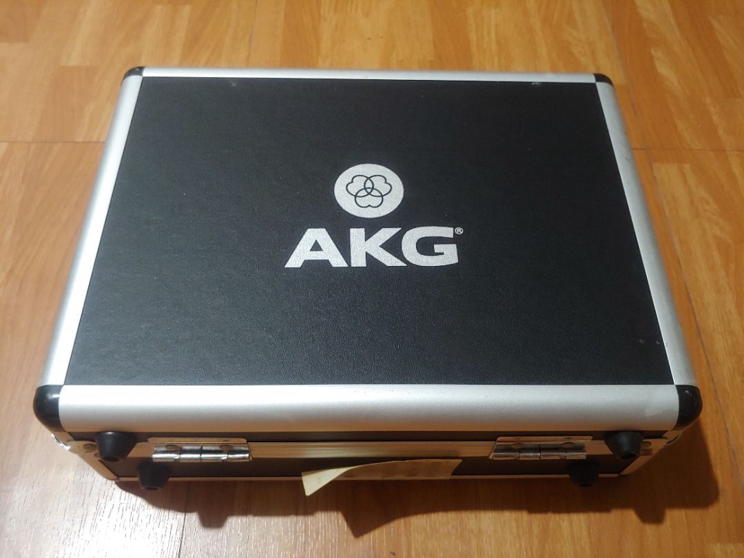 AKG C214 Professional large-diaphragm condenser microphone (Category: Microphones) located in Marikina City. Submitted by superianjer (Listing ID 1260628438, Image 1). Description: Selling my lightly used AKG C214 Professional large-diaphragm condenser microphone. Purchased at a promo price of Php 26,245. RFS: Rarely used. Purchased to start producing music but got busy with work and other activities. Only used the item a few times during setup a