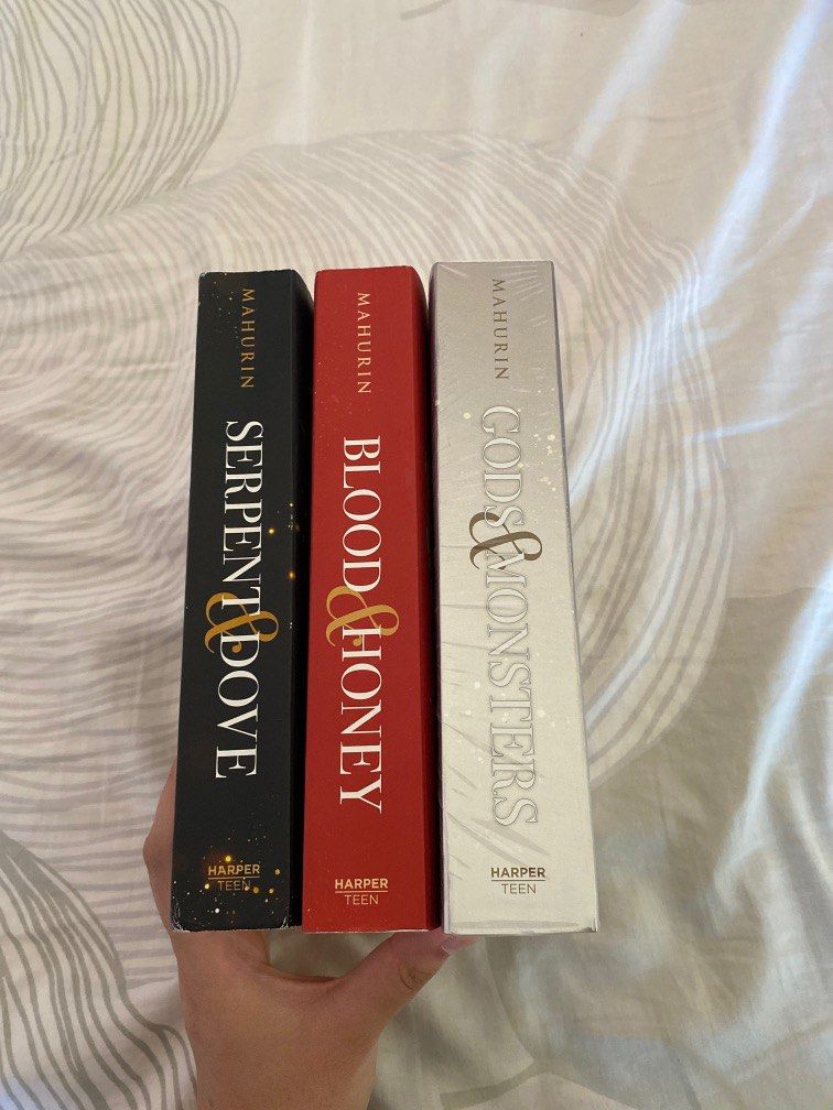 (All for RM40) Serpent & Dove series by Shelby Mahurin, Hobbies & Toys, Books & Magazines
