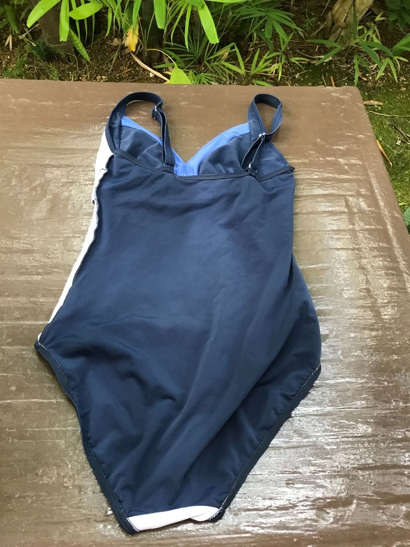 Arena swimwear. Size XL non padded. In good condition. Women s