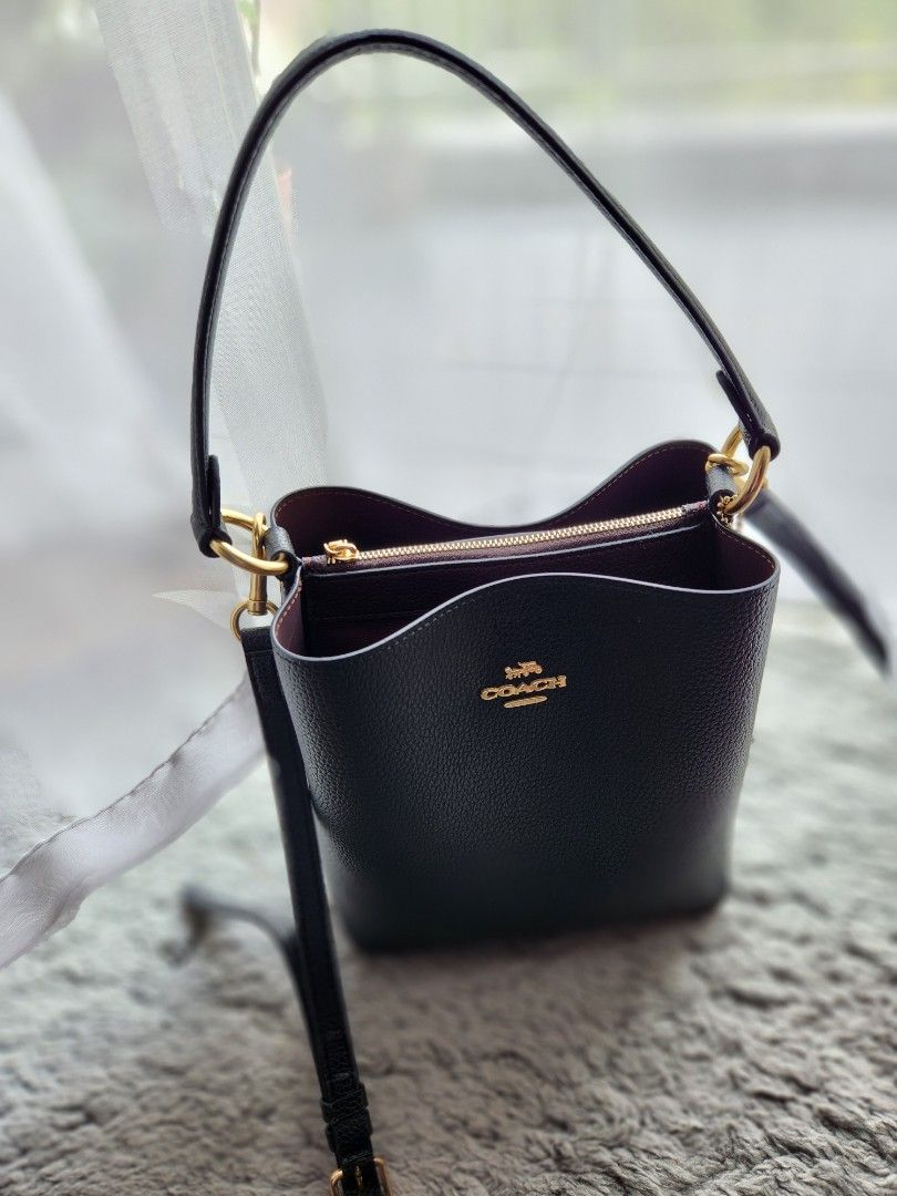 Coach black bucket discount bag