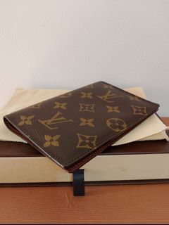 Shop Louis Vuitton MONOGRAM Lv shape dragonne bag charm & key holder  (M68675 ) by 1peace