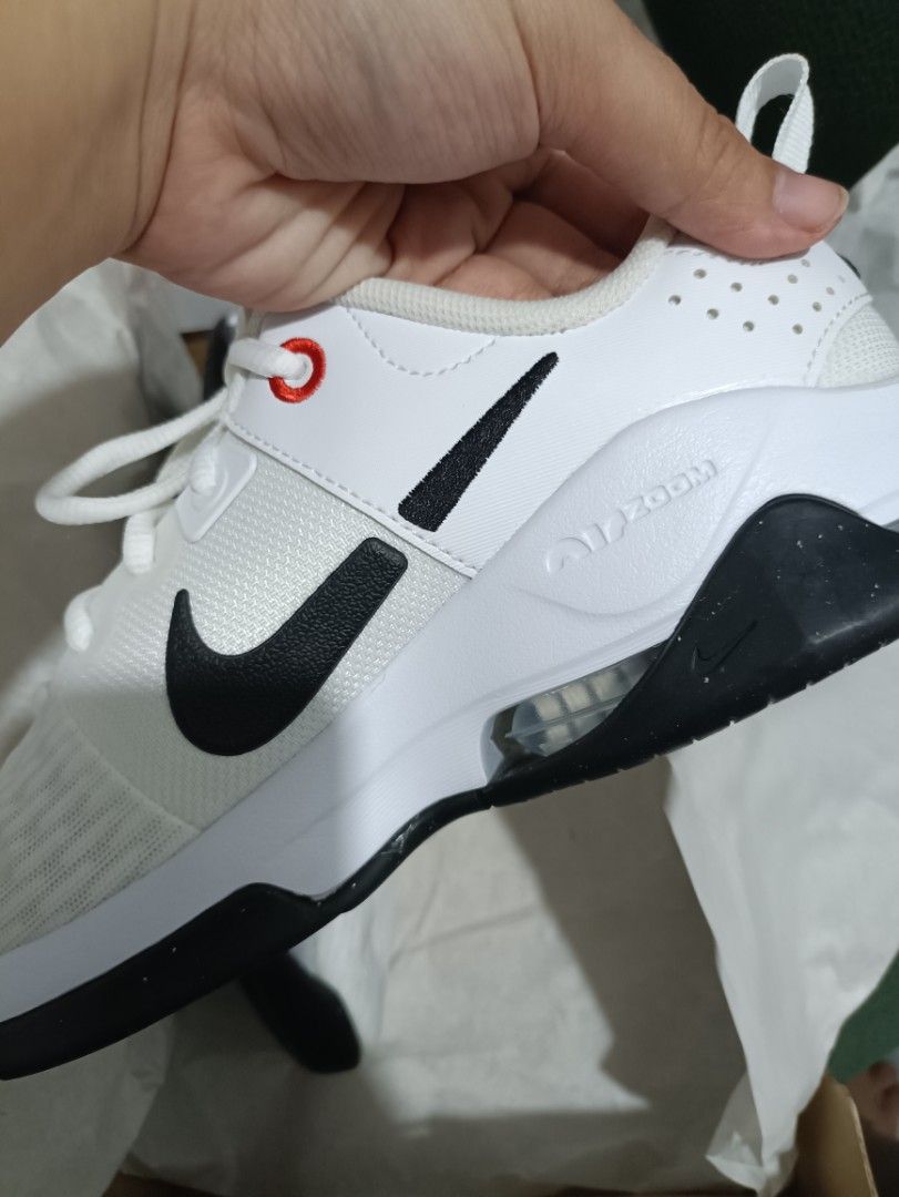 Nike saunterer x off white on sale