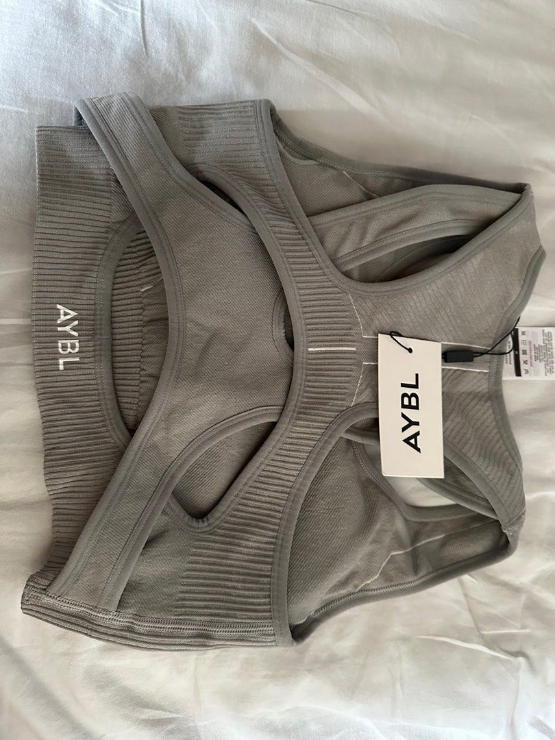 AYBL sport bra and shorts activewear full set, 女裝, 運動服裝