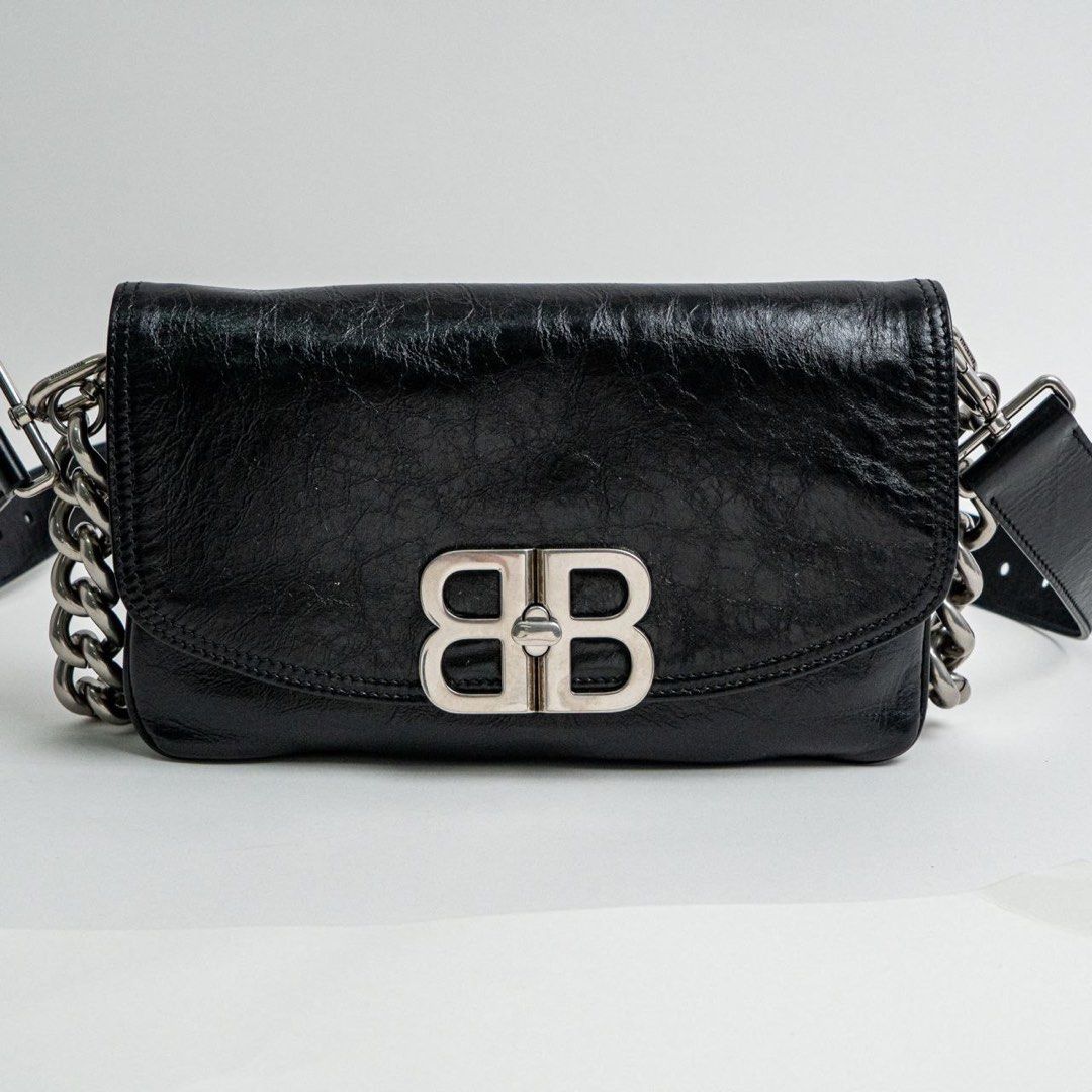 Balenciaga Slingbag, Barang Mewah, Tas & Dompet di Carousell