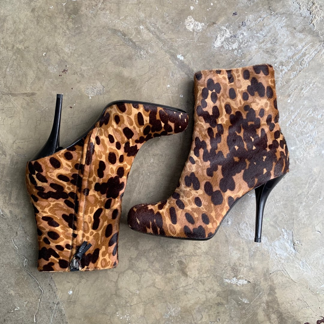 Balenciaga leopard boots online