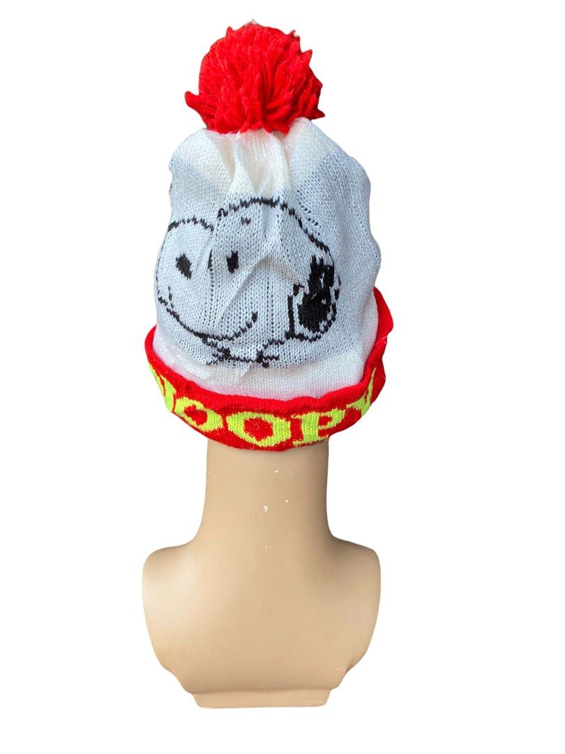 BEANIE SNOOPY Peanuts, Women's Fashion, Watches & Accessories, Hats ...