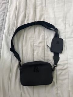 Finally found the perfect batch for this! LV Duo Messenger Shadow from Non  TS Weng. No alignment flaw. : r/DesignerReps