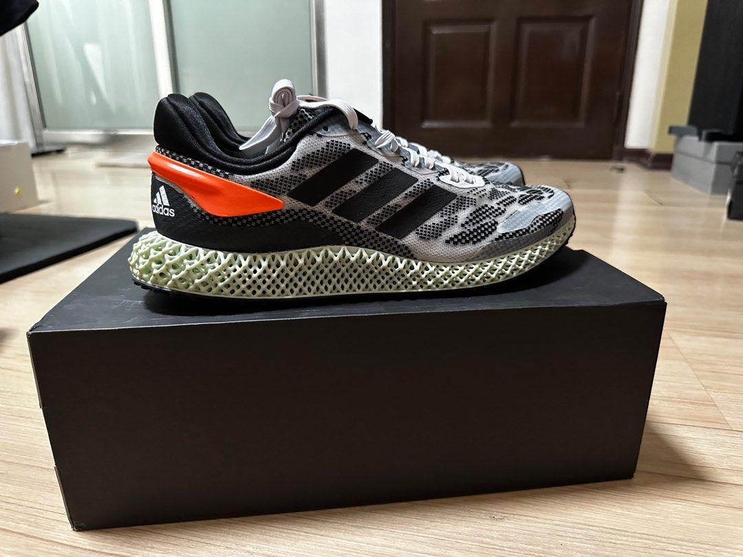 BNIB Adidas 4D Run UK 10 US 10.5