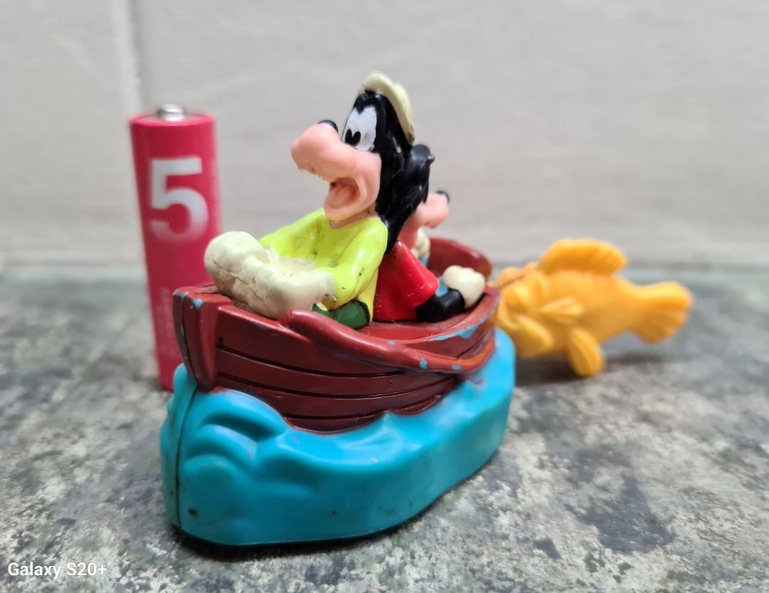 BOAT FISH 1995 Burger King Disney A GOOFY MAX MOVIE Kids Club Meal Toy Series Hobbies Toys Toys Games on Carousell