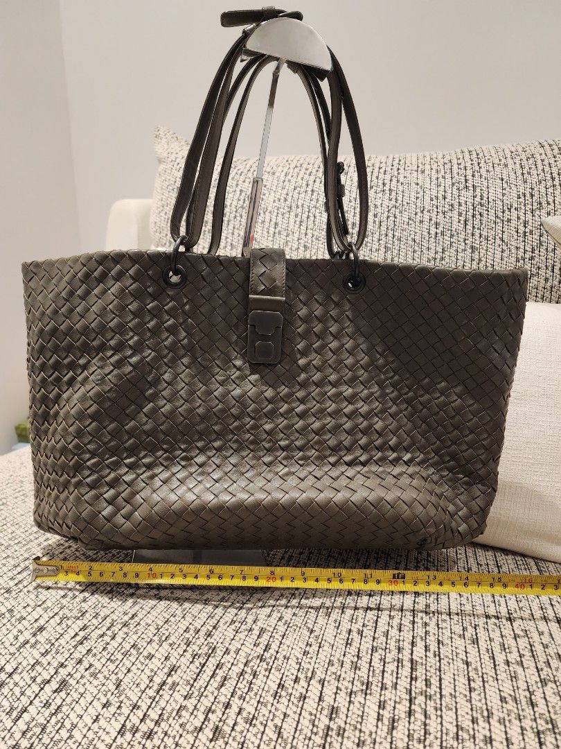 Hand tote cheap