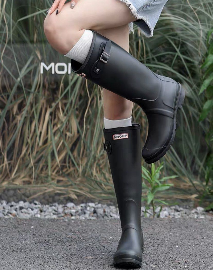 Brand new rain boots