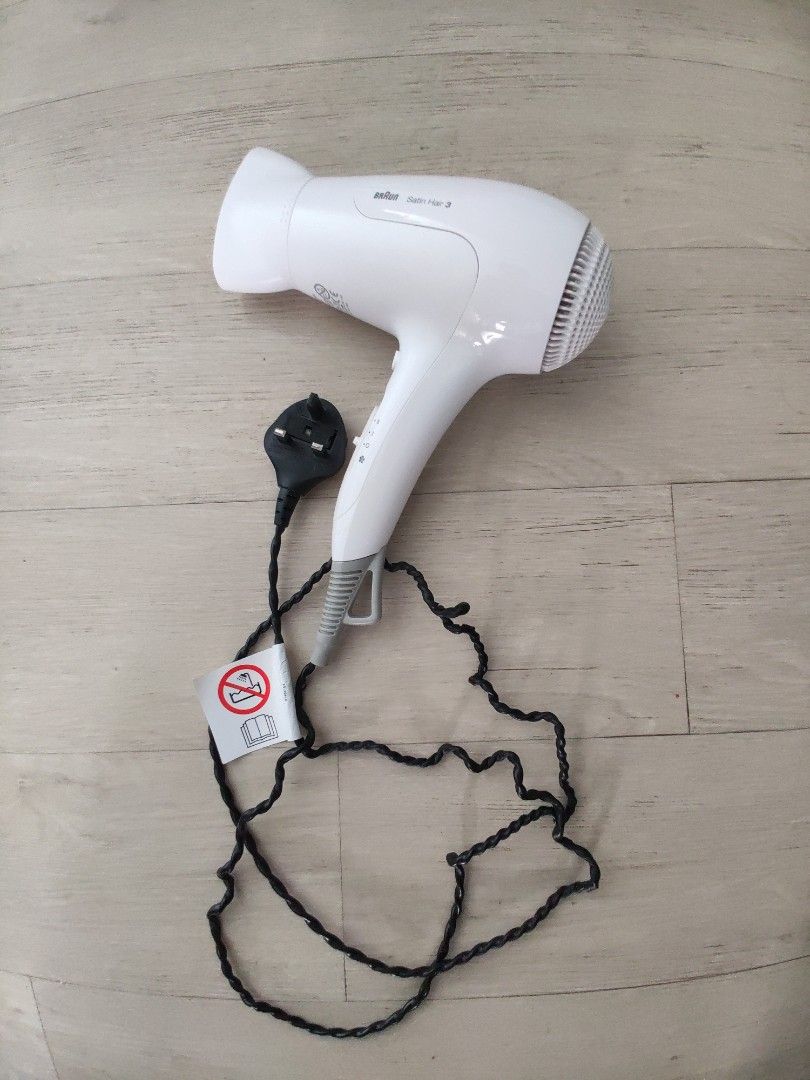 Braun hairdryer, Beauty Personal Care, Hair Products on Carousell