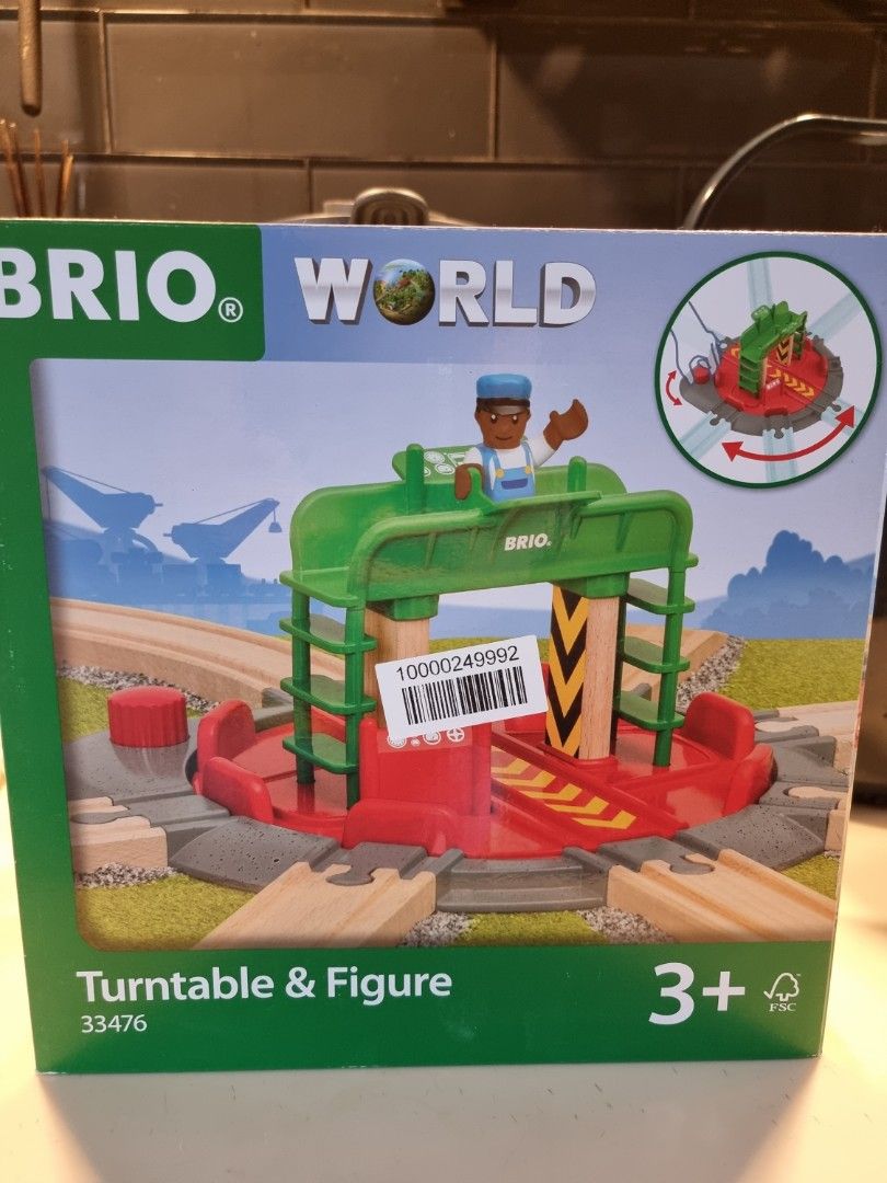 brio turntable and figure