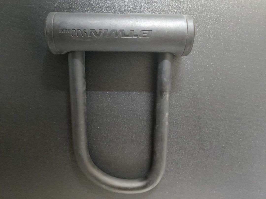 Btwin 900 mini Bicycle Lock - Black, Sports Equipment, Bicycles & Parts ...