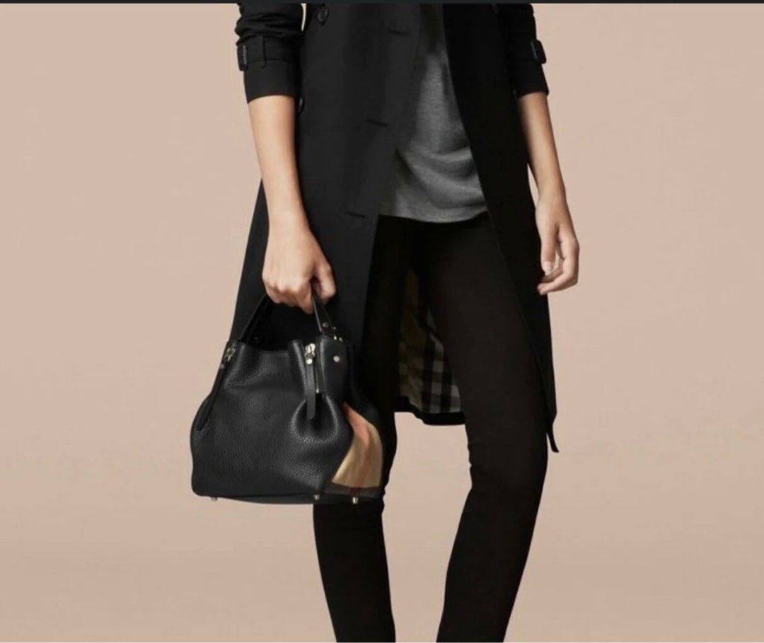 Burberry Maidstone small leather bag Women s Fashion Bags Wallets Cross body Bags on Carousell