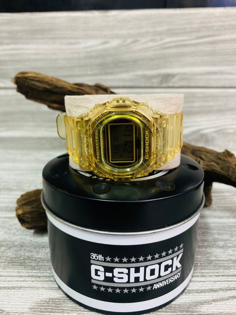 Casio G-Shock 35th Anniversary Glacier Gold DW-5735E ., Men's