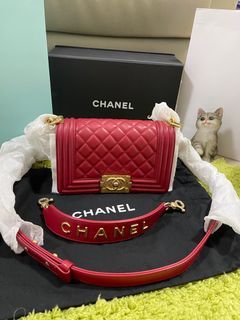 Chanel 22K Small Hobo Bag Dark Green 墨綠色hobo, 名牌, 手袋及銀包- Carousell