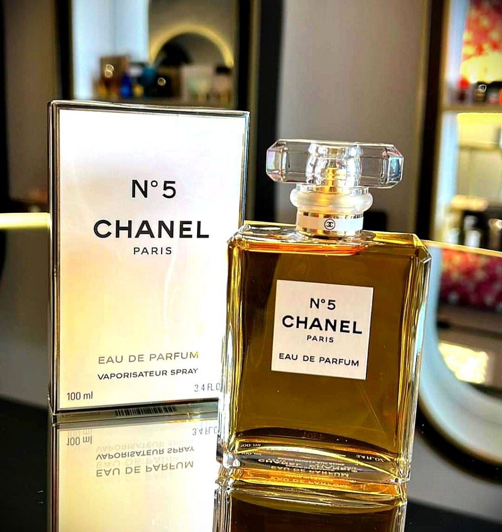 CHANEL N°5 eau de parfum, Beauty & Personal Care, Fragrance & Deodorants on  Carousell