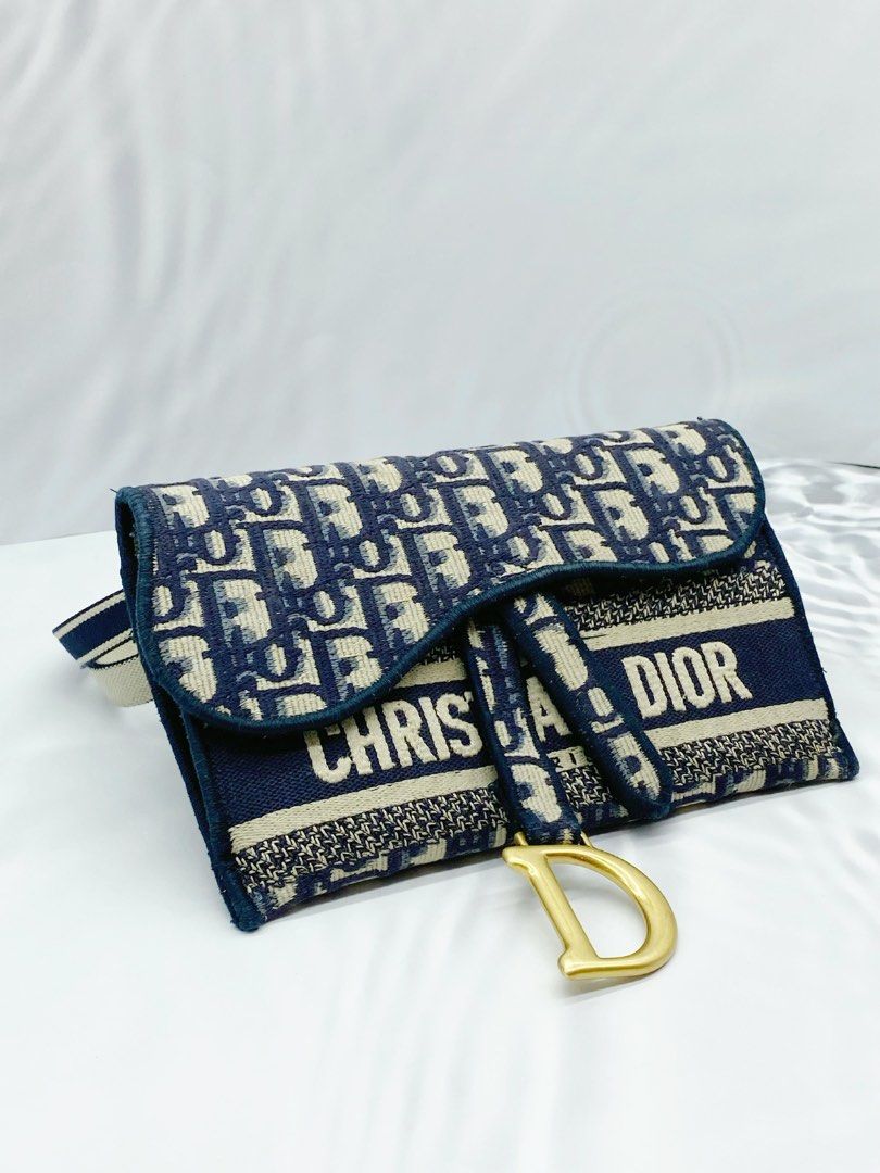 Slim saddle pouch 2025 blue dior oblique embroidery