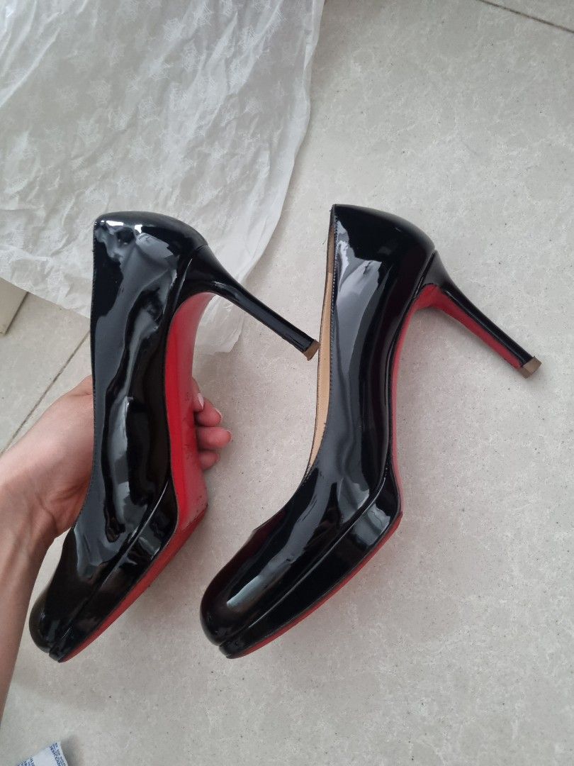 Christian louboutin shop black heels price